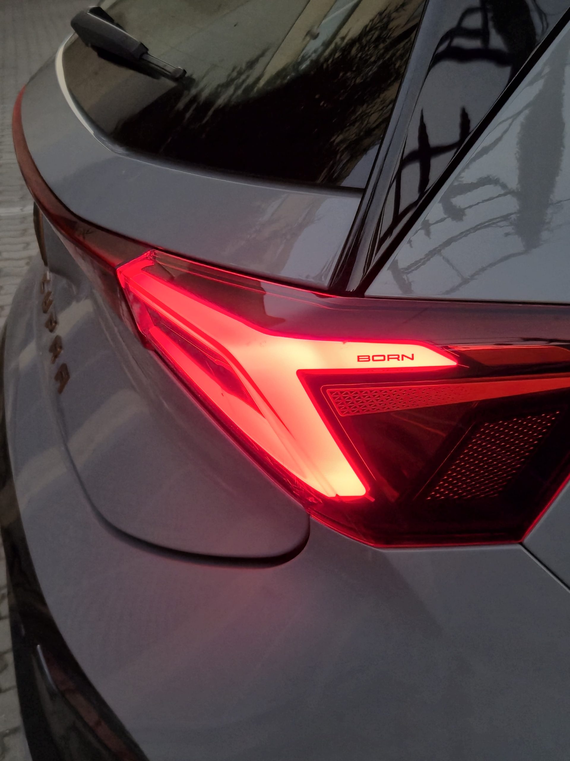 Cupra Born 58kWh 204k – Obrázok 15