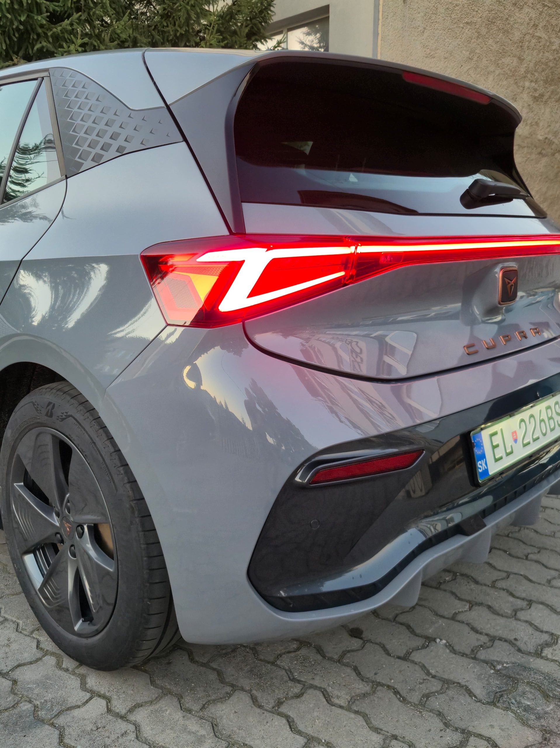Cupra Born 58kWh 204k – Obrázok 18